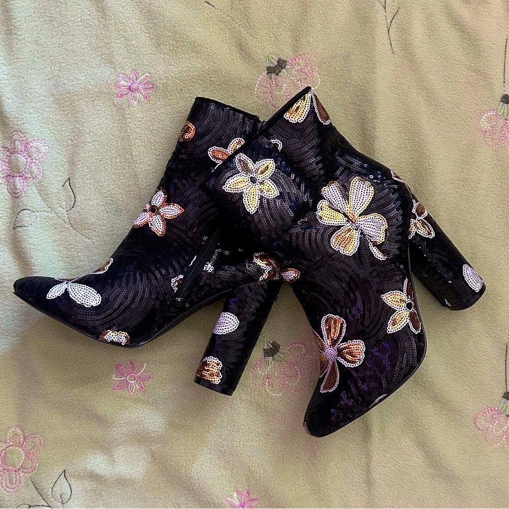 Reposh! Black, Gold & White Sequin Ankle Boots